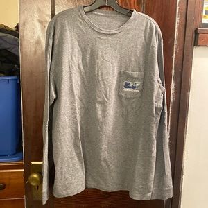 Vineyard vines Christmas shirt